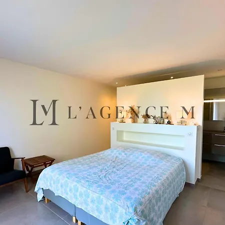 Holiday home Maison Hauteur De